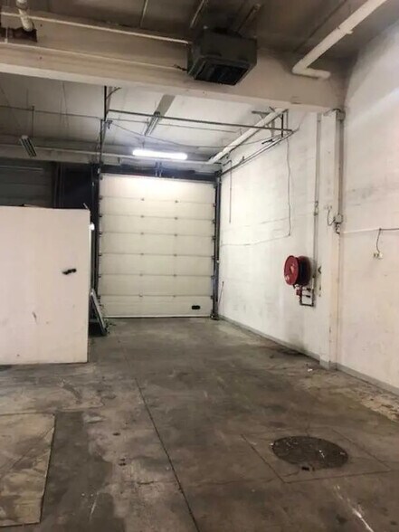 Flex dans Fontenay-sous-Bois à louer - Photo intérieure - Image 2 de 9