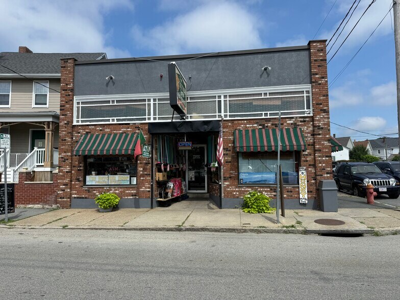 127 Dartmouth St, New Bedford, MA à vendre - Photo principale - Image 1 de 9