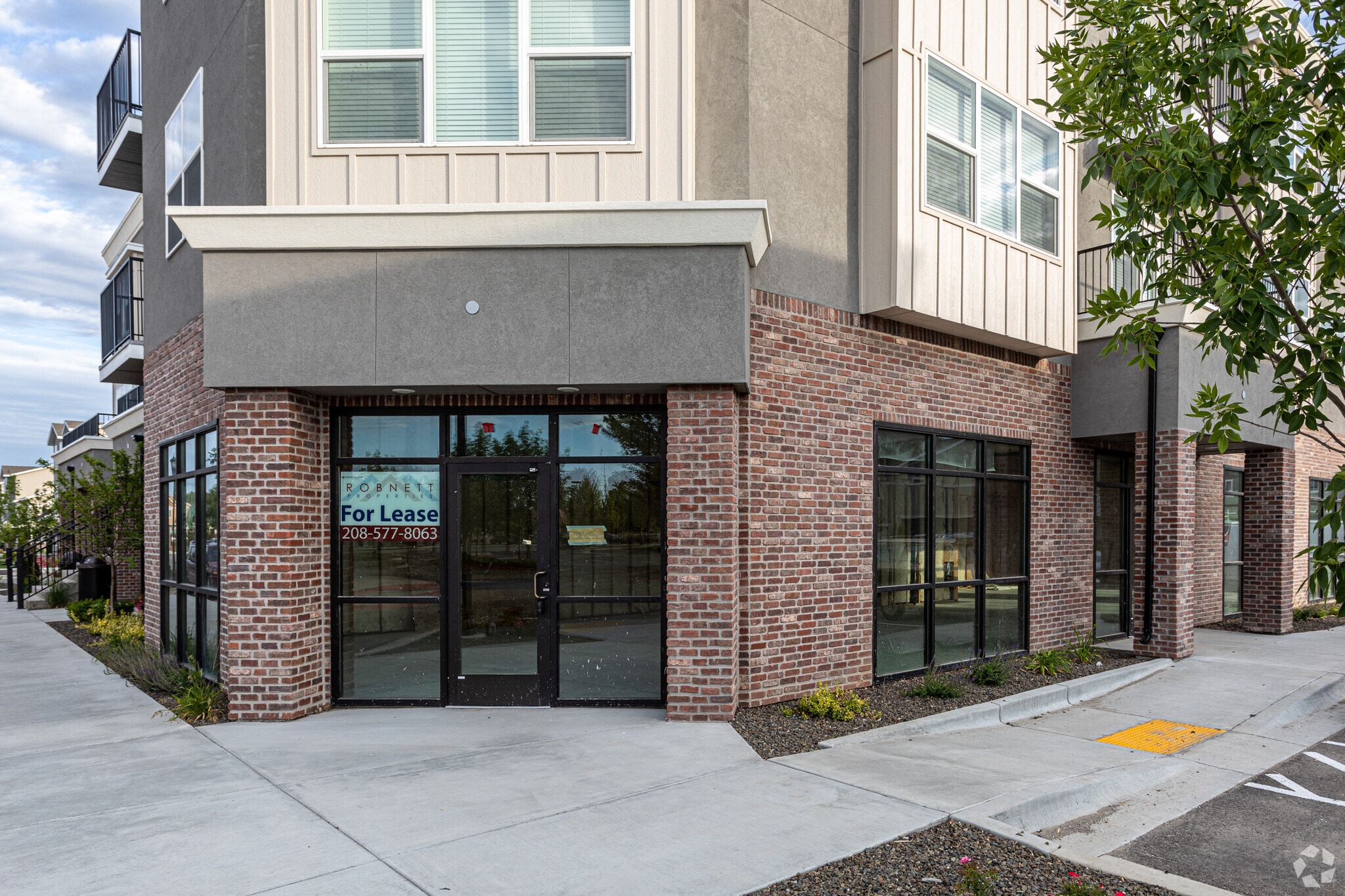 3624 Centrepoint, Meridian, ID for lease Building Photo- Image 1 of 13