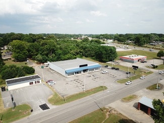 More details for 1401 Woodmont Dr, Tuscumbia, AL - Retail for Lease