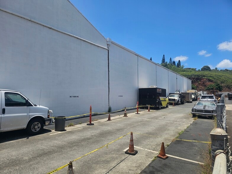 96-1276-1276 Waihona St, Pearl City, HI for sale - Building Photo - Image 3 of 4