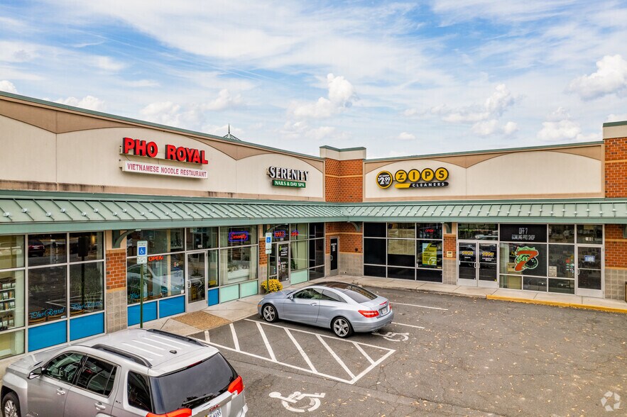 46839 Maple Leaf Pl, Sterling, VA à louer - Photo du bâtiment - Image 3 de 5