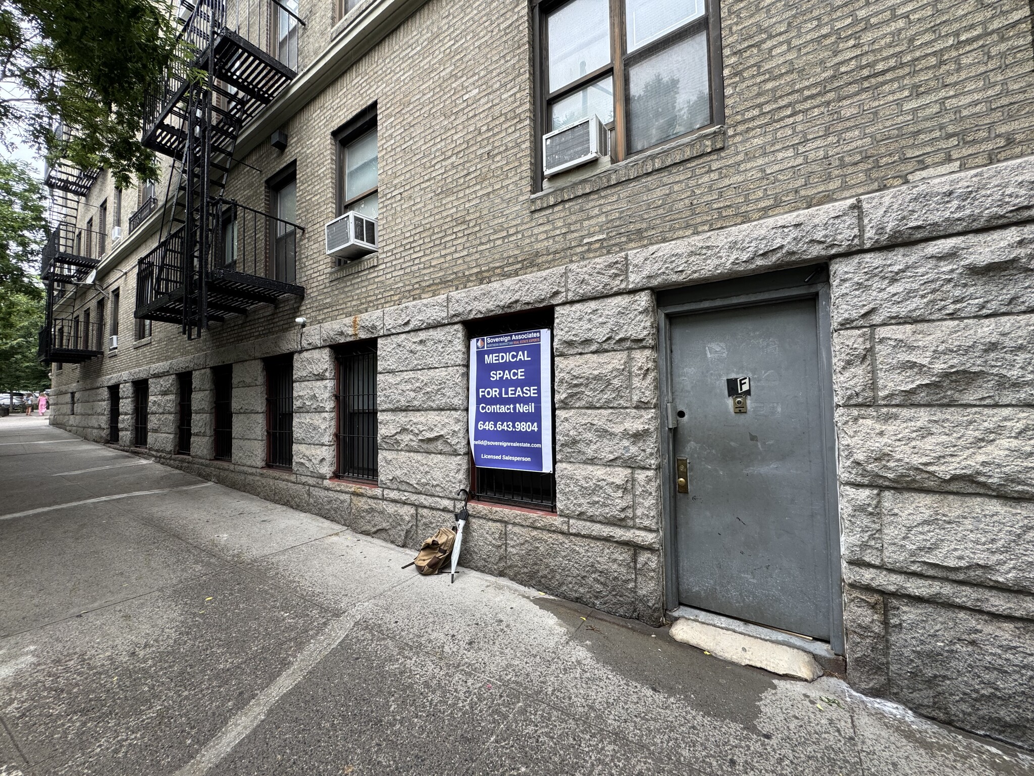 860 Riverside Dr, New York, NY for lease Building Photo- Image 1 of 11