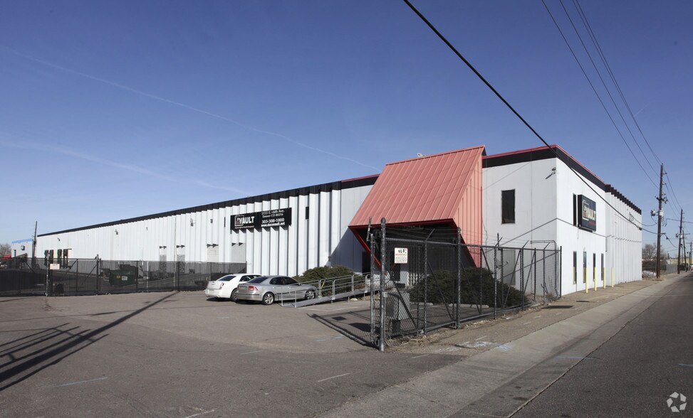 5155 E 46th Ave, Denver, CO à vendre - Photo principale - Image 1 de 19