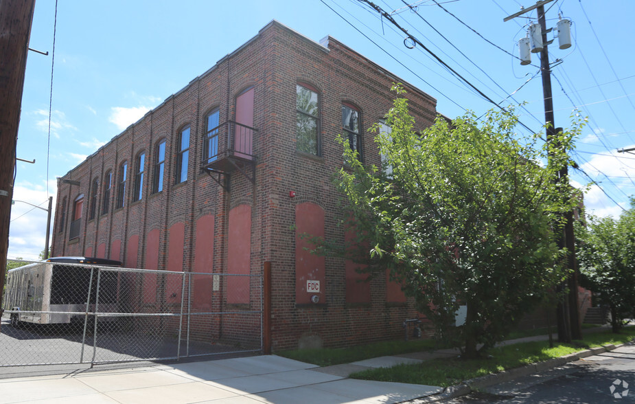 12-14 Church St, Bound Brook, NJ for sale - Primary Photo - Image 1 of 5