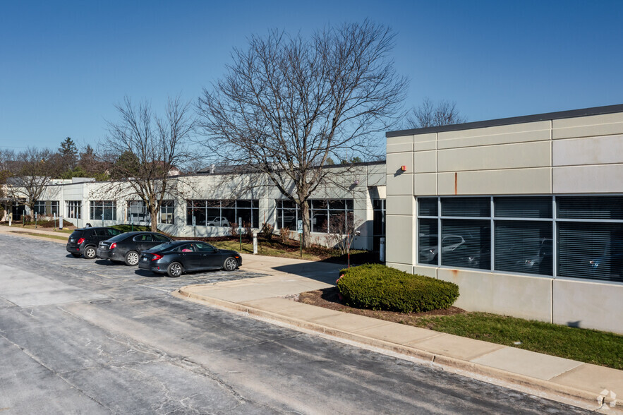 809-815 Ogden Ave, Lisle, IL for lease - Building Photo - Image 1 of 5