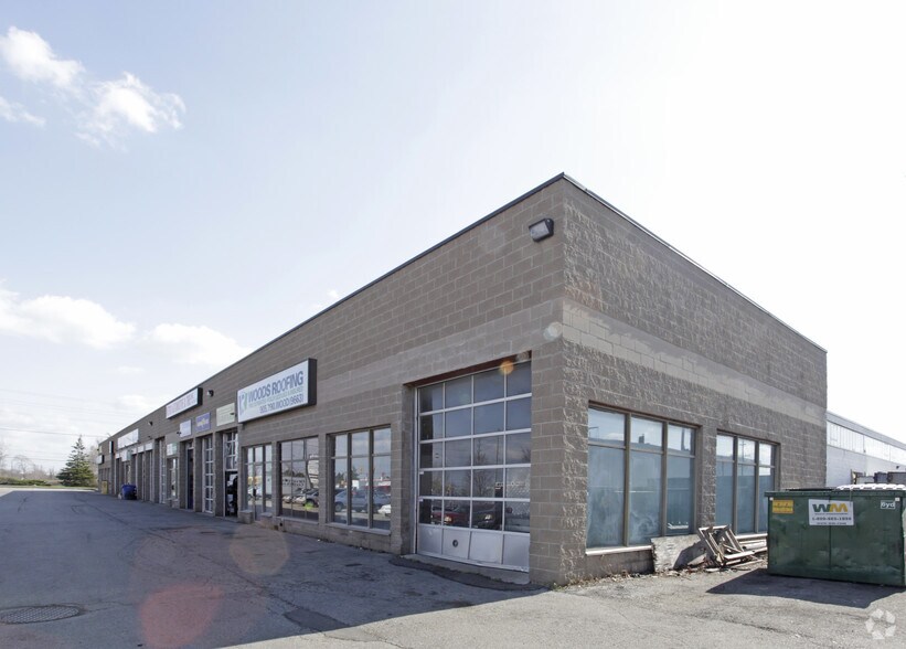 157 East Dr, Brampton, ON à vendre - Photo du bâtiment - Image 1 de 2