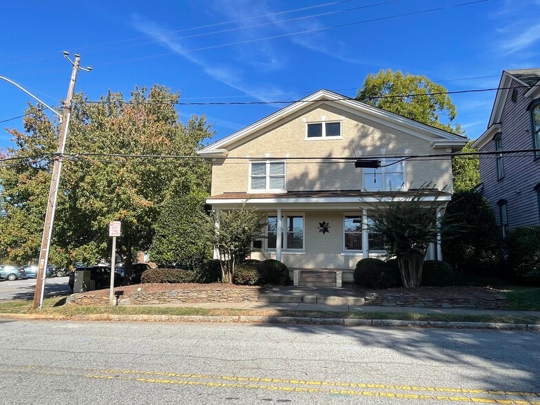 720 W Hargett St, Raleigh, NC for lease - Building Photo - Image 2 of 12