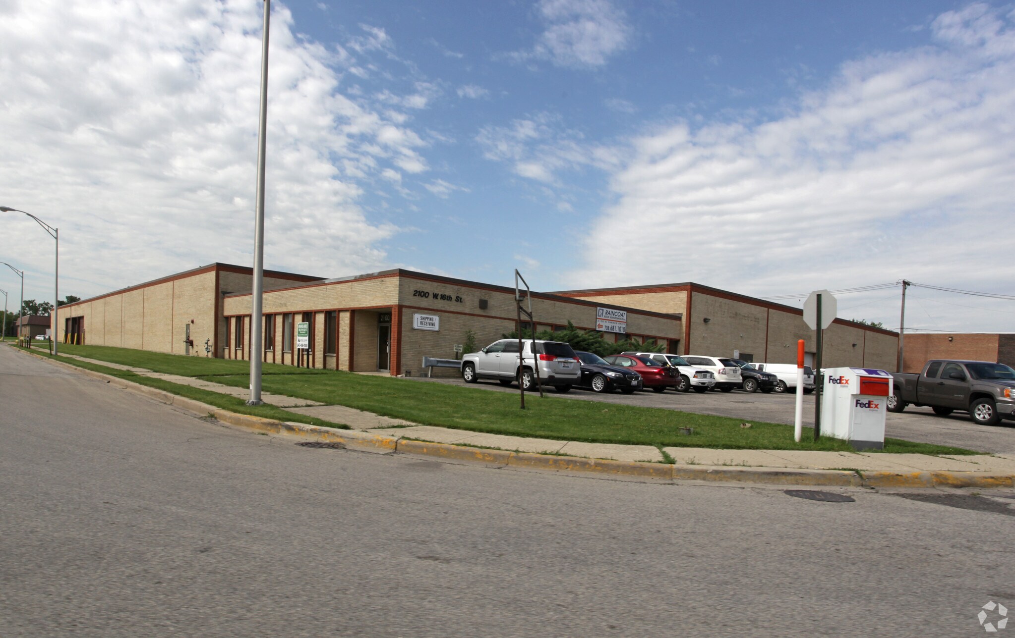 2100 Parkes Dr, Broadview, IL à vendre Photo principale- Image 1 de 9