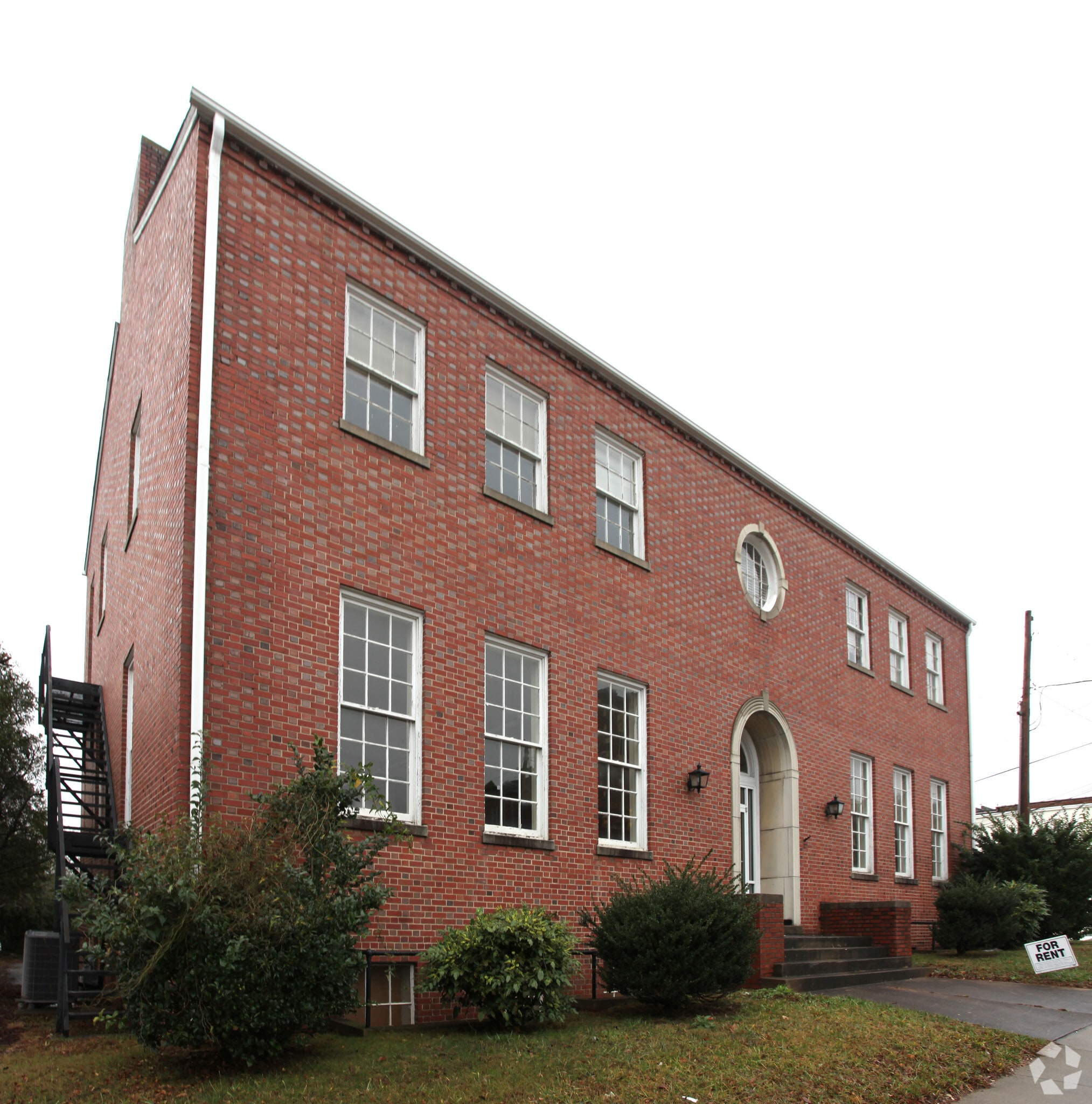 1 S Salisbury St, Lexington, NC à louer Photo principale- Image 1 de 6