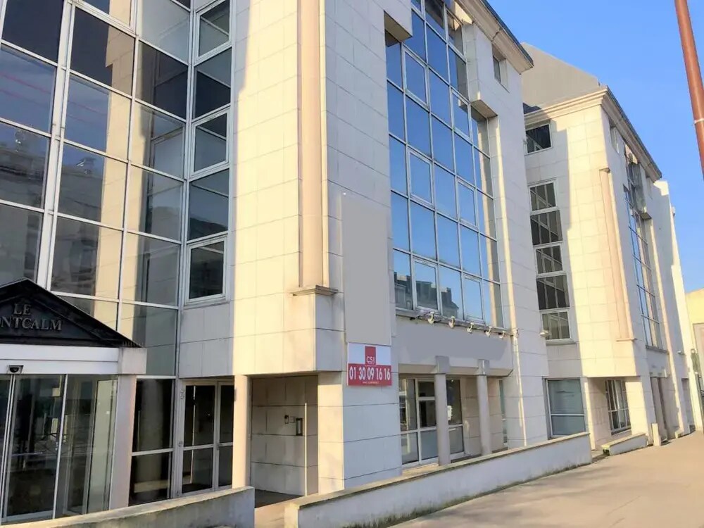 Rue Du Pont Colbert, Versailles for lease Building Photo- Image 1 of 7