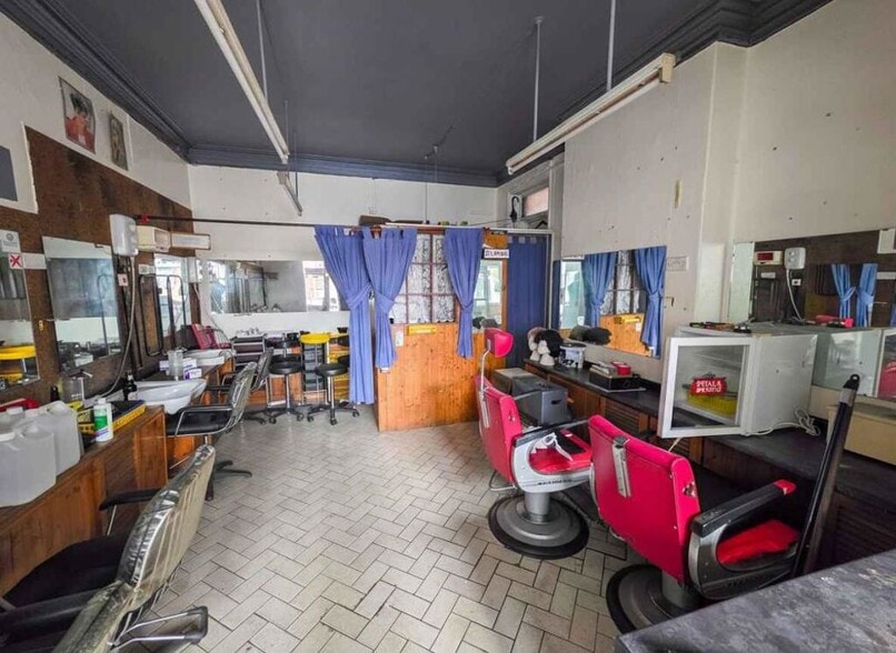 11A Carlton Rd, Worksop for sale - Interior Photo - Image 2 of 6