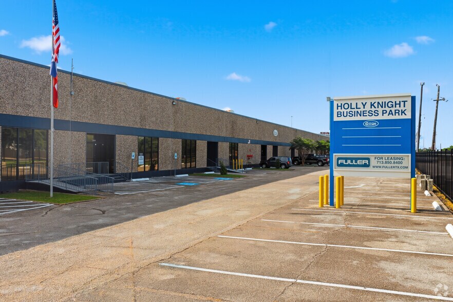 8303-8317 Knight Rd, Houston, TX à louer - Photo du bâtiment - Image 3 de 9