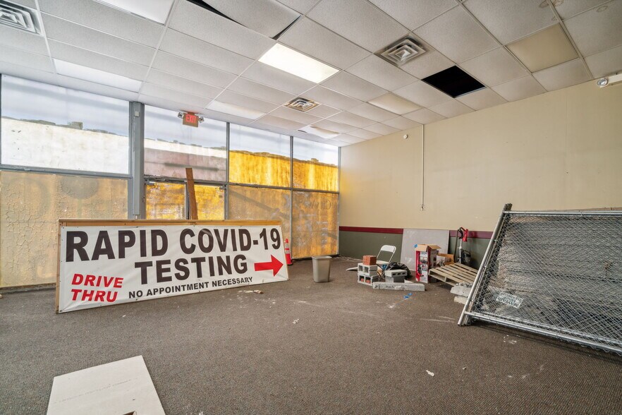 5052-5056 City Ave, Philadelphia, PA for sale - Interior Photo - Image 2 of 25