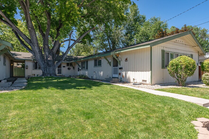 1504 N Stewart St, Carson City, NV à vendre - Photo du bâtiment - Image 2 de 18