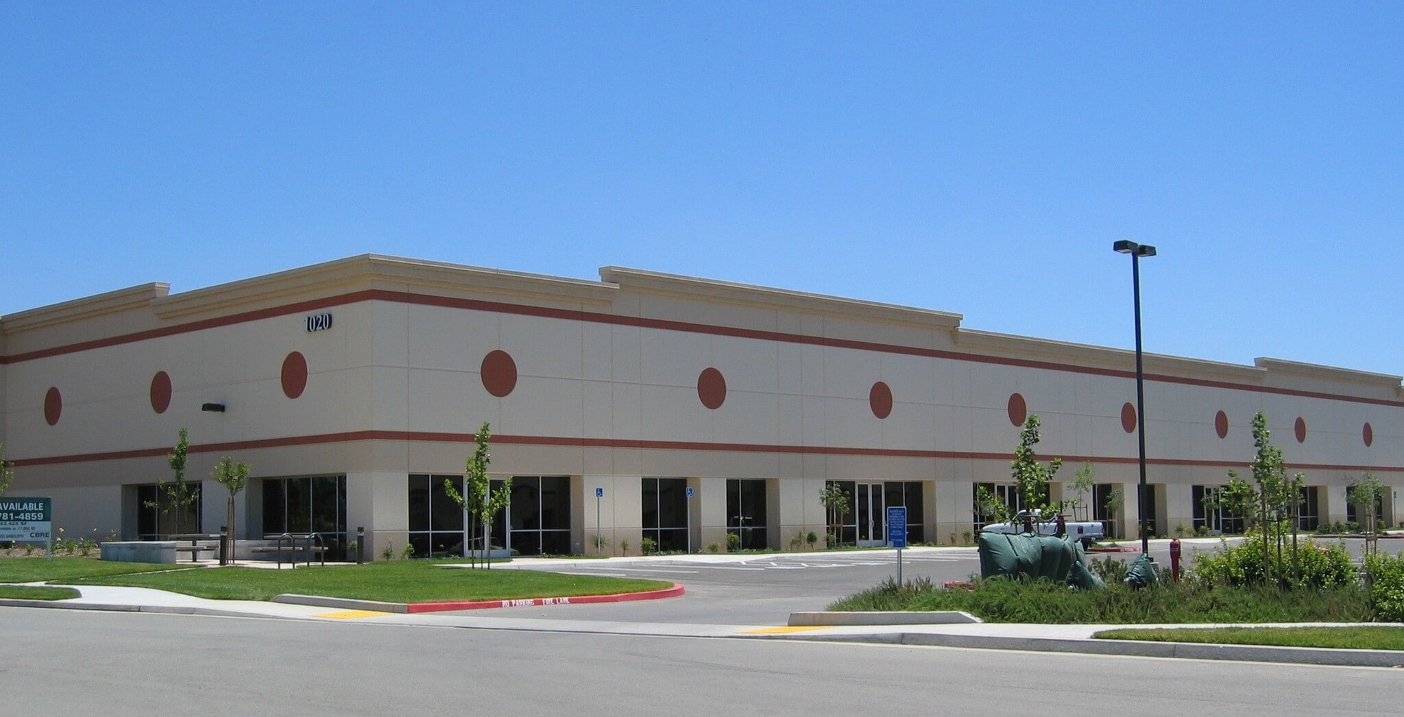 1020 Winding Creek Rd, Roseville, CA for lease Primary Photo- Image 1 of 3