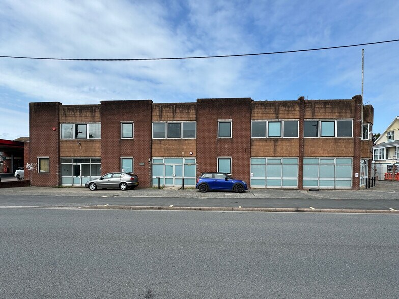 St. Georges Rd, Barnstaple à louer - Photo du bâtiment - Image 2 de 2