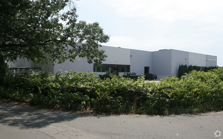 440 George Washington Hwy, Smithfield, RI for lease - Building Photo - Image 2 of 7