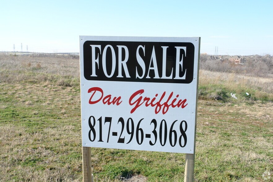 3815-3816 FM 4, Granbury, TX à vendre - Photo du bâtiment - Image 2 de 3