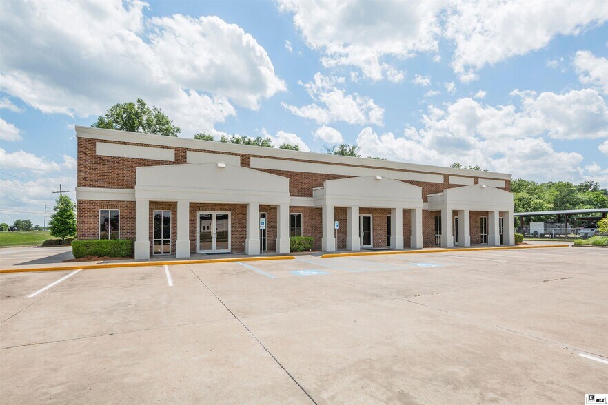 3995 Sterlington Rd, Monroe, LA à vendre - Photo du bâtiment - Image 3 de 40
