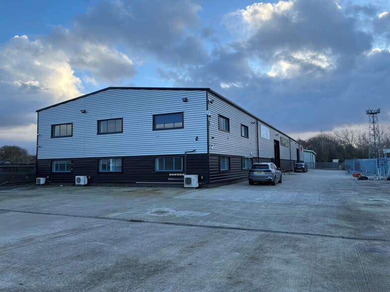 Patricroft Rd, Manchester for lease - Building Photo - Image 2 of 2