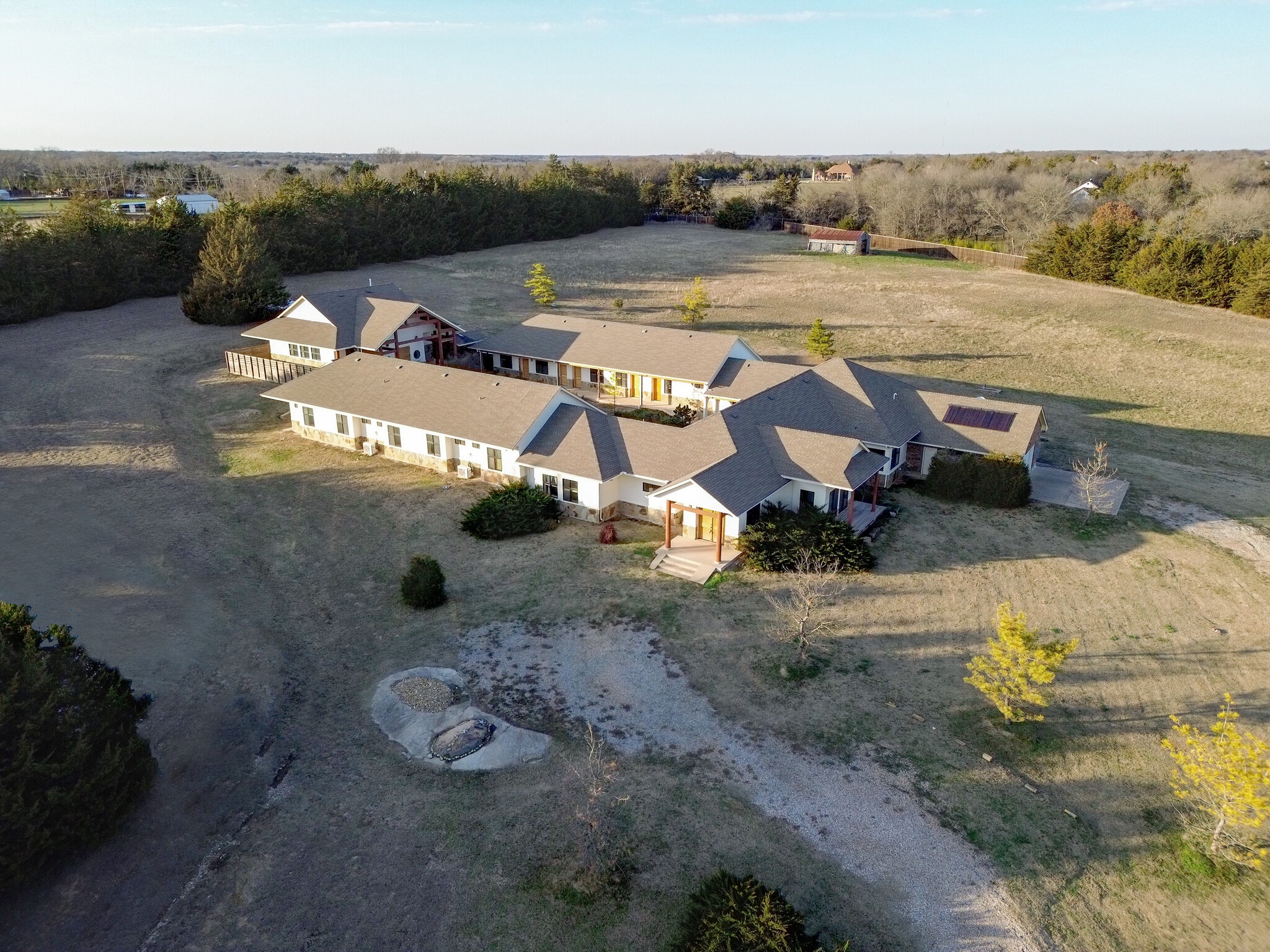 172 Burks Rd, Whitewright, TX for sale Primary Photo- Image 1 of 5