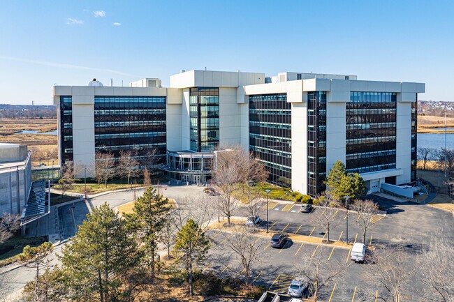 Plus de détails pour 1 Enterprise Dr, Quincy, MA - Bureau à louer