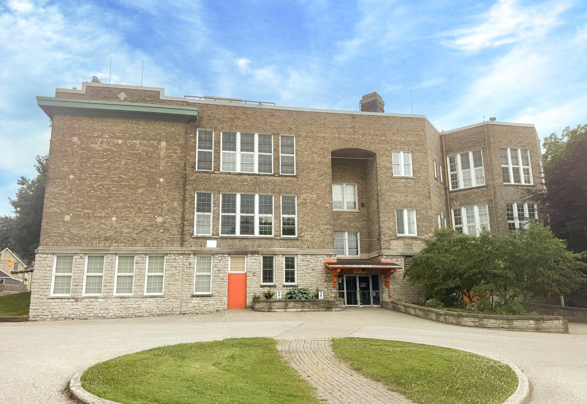 21 Wharncliffe Rd S, London, ON à louer Photo principale- Image 1 de 6