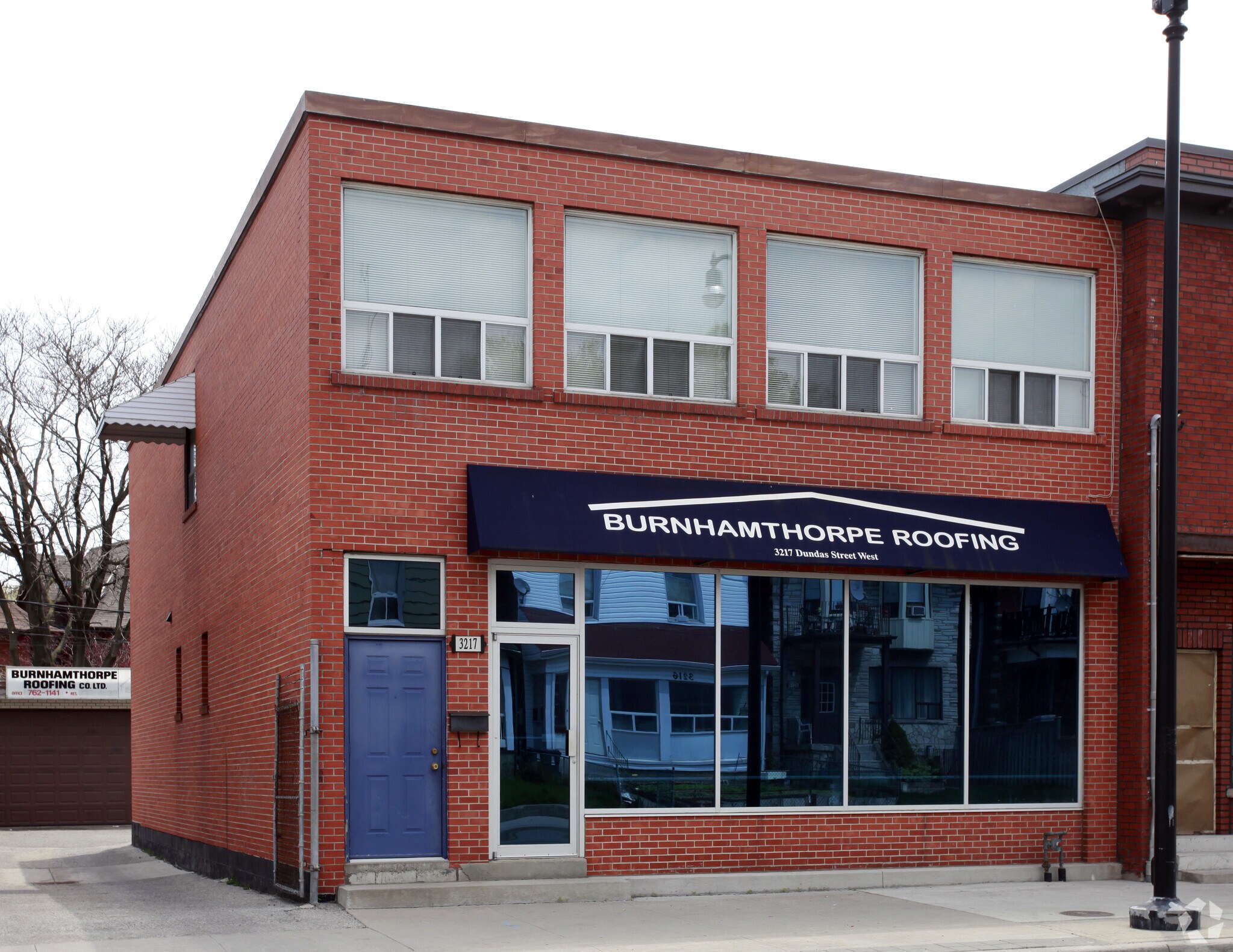3217 Dundas St W, Toronto, ON for sale Primary Photo- Image 1 of 1