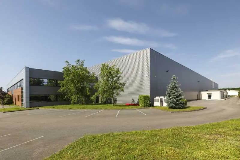 Flex in Miribel for lease - Building Photo - Image 2 of 14