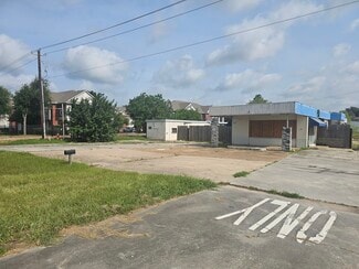 More details for 9901 W Fairmont Pky, La Porte, TX - Retail for Sale