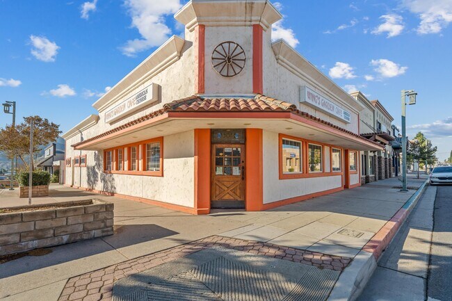Plus de détails pour 116 W Ramsey St, Banning, CA - Commerce de détail à vendre