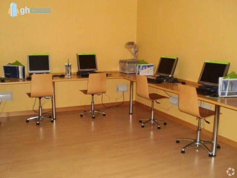 View Photo