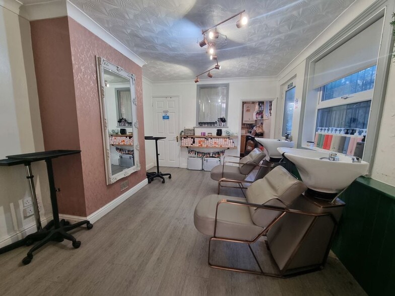 267 London Rd S, Lowestoft for sale - Interior Photo - Image 3 of 3