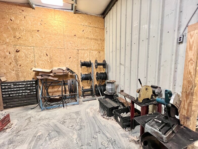 11660 Highway 96, Millport, AL for lease - Building Photo - Image 3 of 49