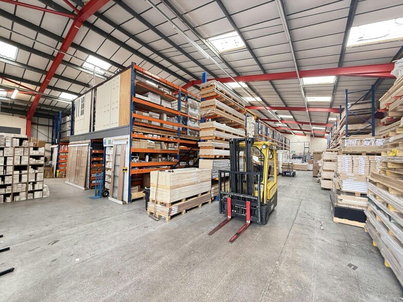 Brassey Clos, Peterborough for lease - Building Photo - Image 3 of 8