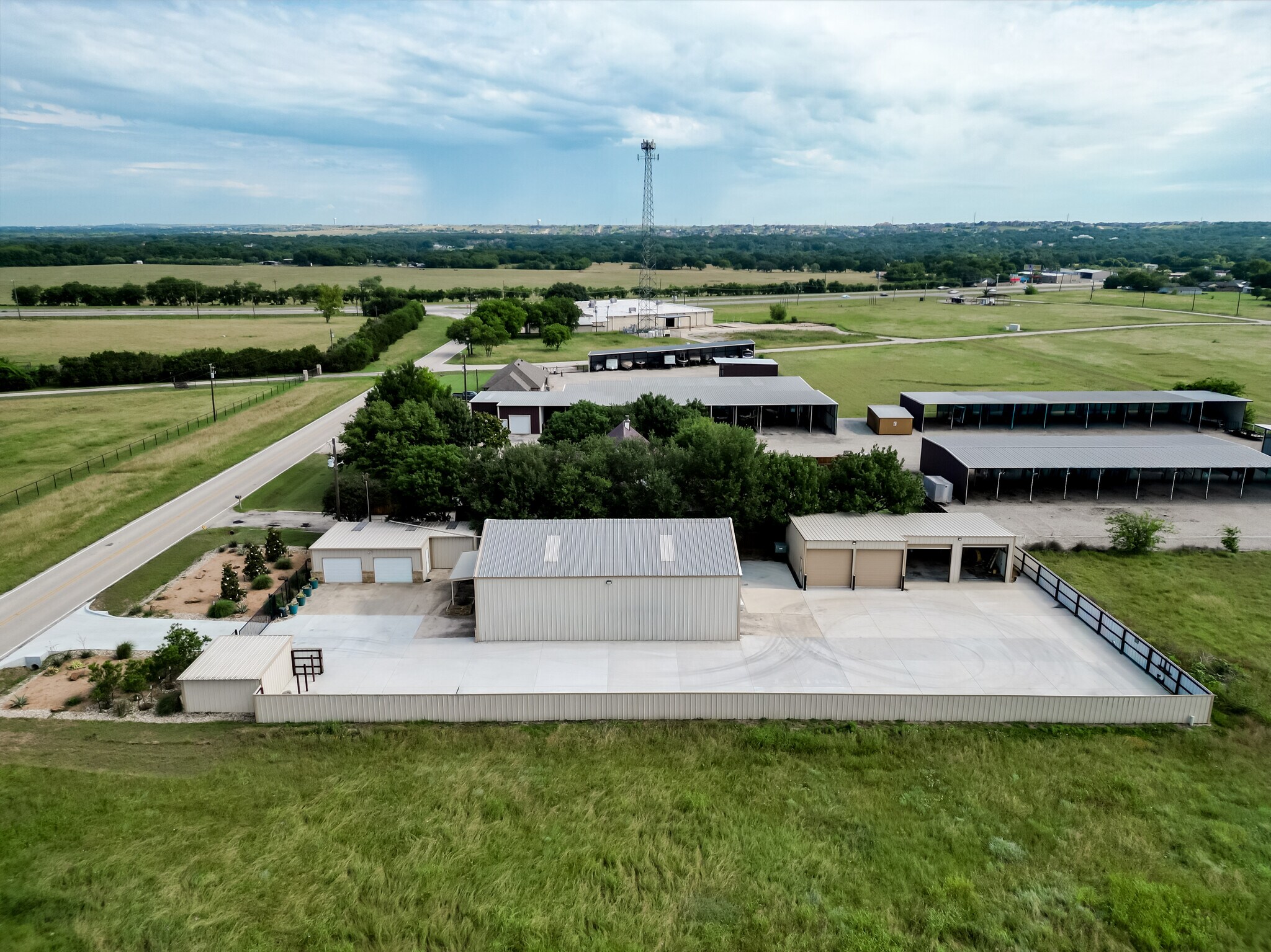 5133 Pyramid Blvd, Fort Worth, TX à louer Photo du bâtiment- Image 1 de 44