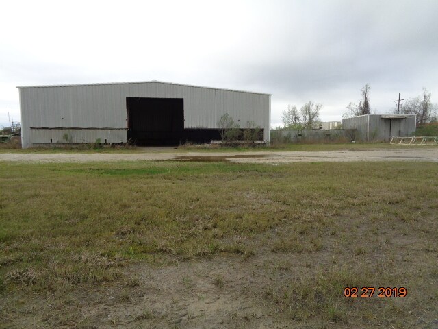 000 Lewis Street, New Iberia, LA à vendre - Photo principale - Image 1 de 1