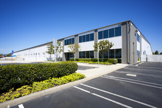 Plus de détails pour 5600 Argosy Cir, Huntington Beach, CA - Industriel à louer