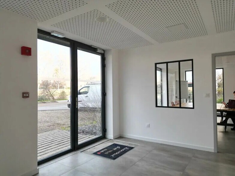 Office in Strasbourg for sale - Interior Photo - Image 2 of 4