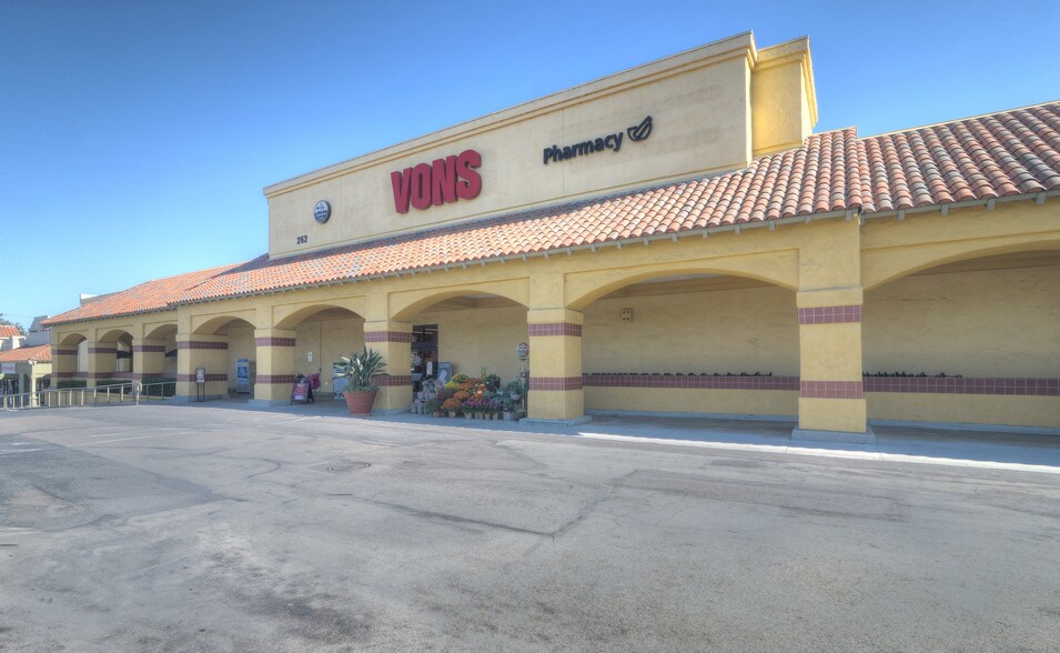 256-274 El Camino Real, Encinitas, CA à louer - Photo du bâtiment - Image 2 de 16