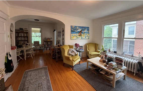 117 Altamont Cir, Charlottesville, VA for sale - Interior Photo - Image 3 of 12