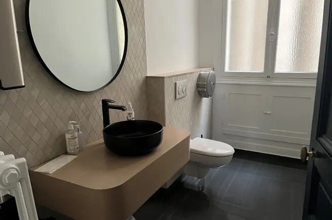 2 Rue Dufrenoy, Paris à louer - Photo du bâtiment - Image 2 de 12