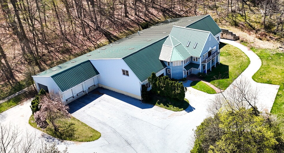 2 Brewery Ln, Elverson, PA for lease - Building Photo - Image 3 of 37