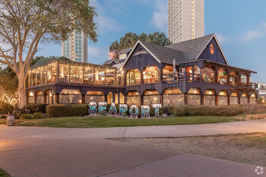 849 W Harbor Dr, San Diego, CA à louer - Photo du bâtiment - Image 1 de 16