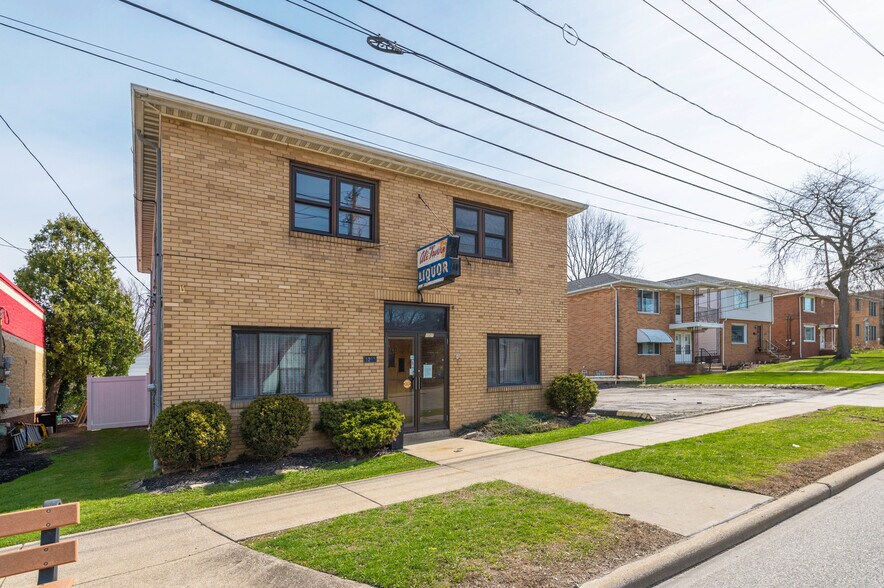 5203 Turney Rd, Garfield Heights, OH à vendre - Photo du bâtiment - Image 2 de 44