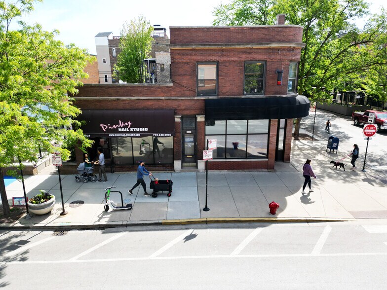 3501 N Southport Ave, Chicago, IL à louer - Photo du bâtiment - Image 2 de 2