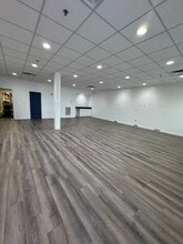 135 E Main St, Rock Hill, SC à louer Photo intérieure- Image 2 de 4