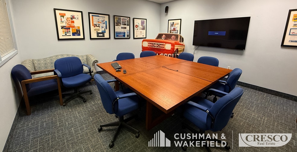 5502 Cass Ave, Cleveland, OH for lease - Building Photo - Image 2 of 7