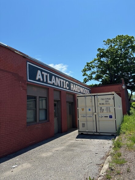 1004 Congress St, Portland, ME for sale - Building Photo - Image 3 of 8